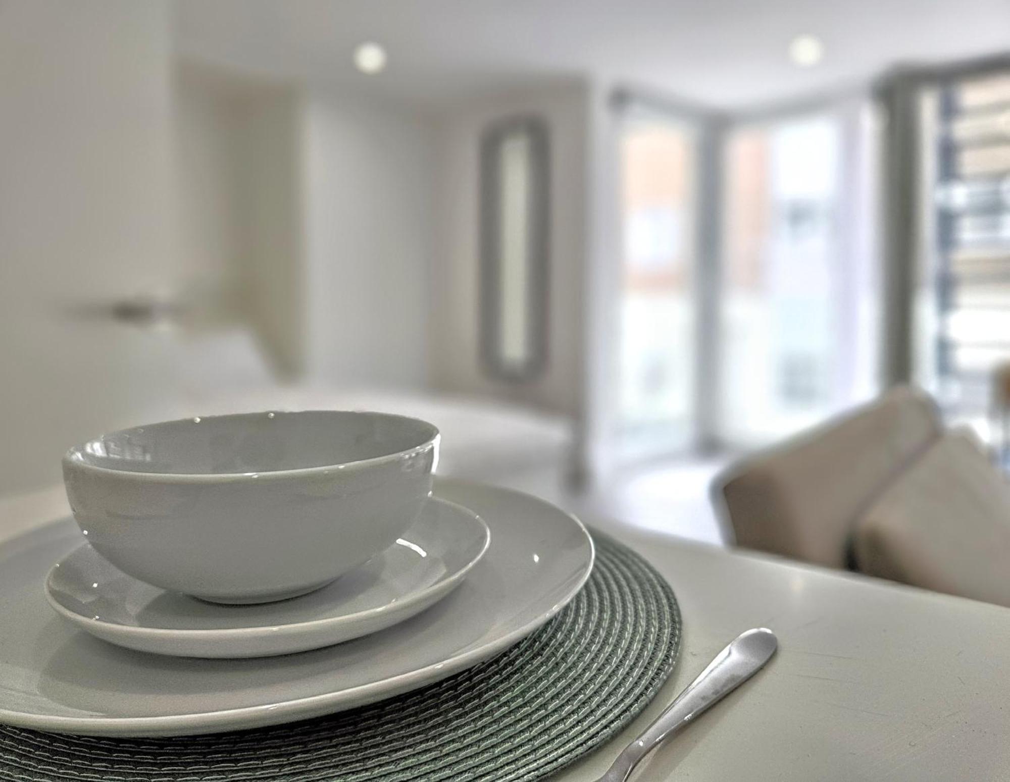 City Waterside, Old Street, Angel, Entire Private Apartment London Eksteriør bilde