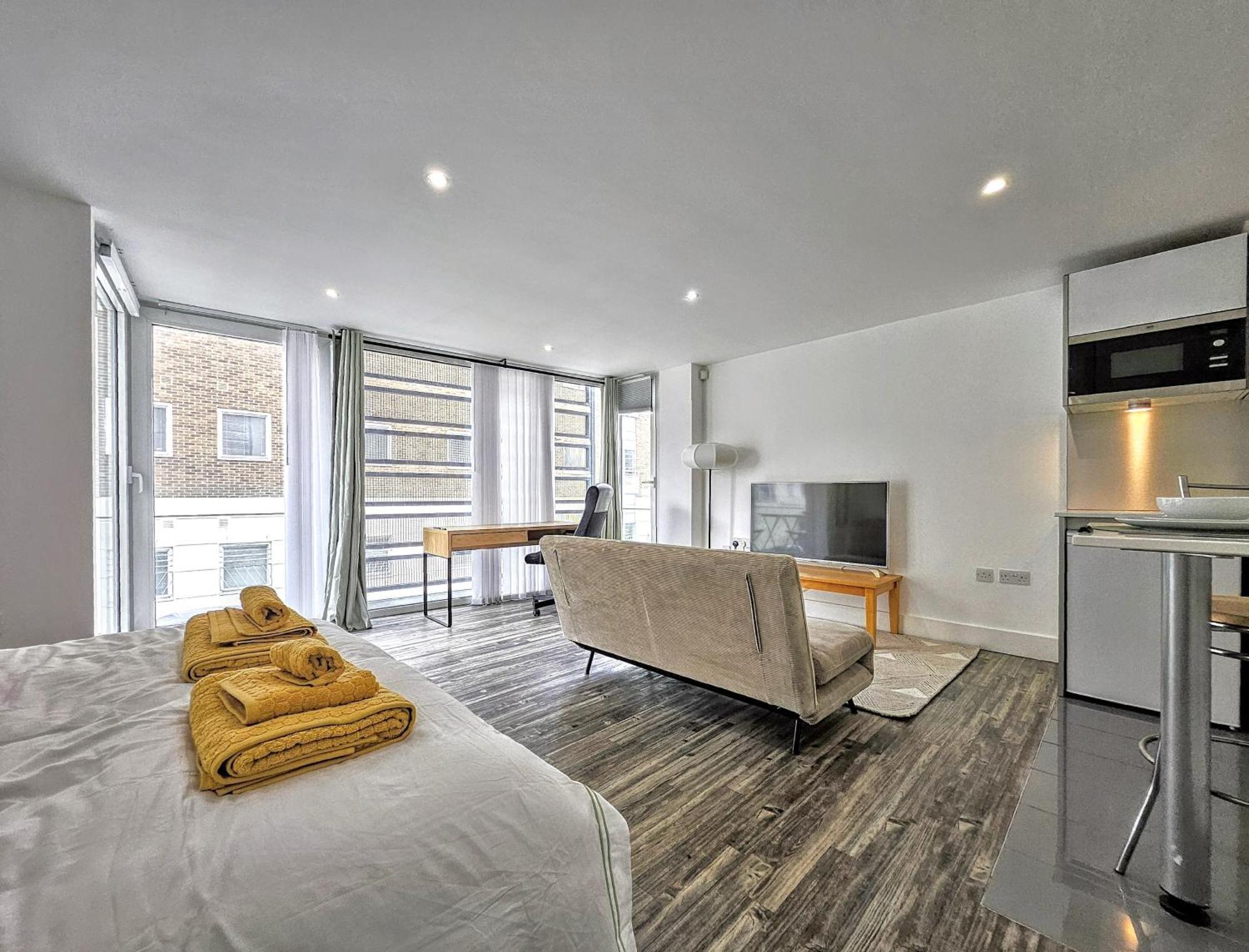 City Waterside, Old Street, Angel, Entire Private Apartment London Eksteriør bilde