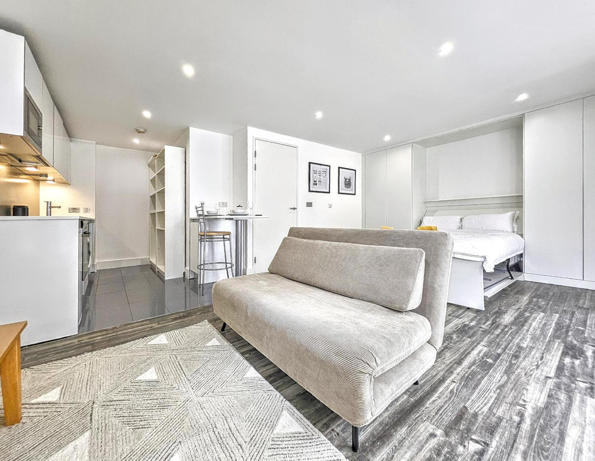 City Waterside, Old Street, Angel, Entire Private Apartment London Eksteriør bilde