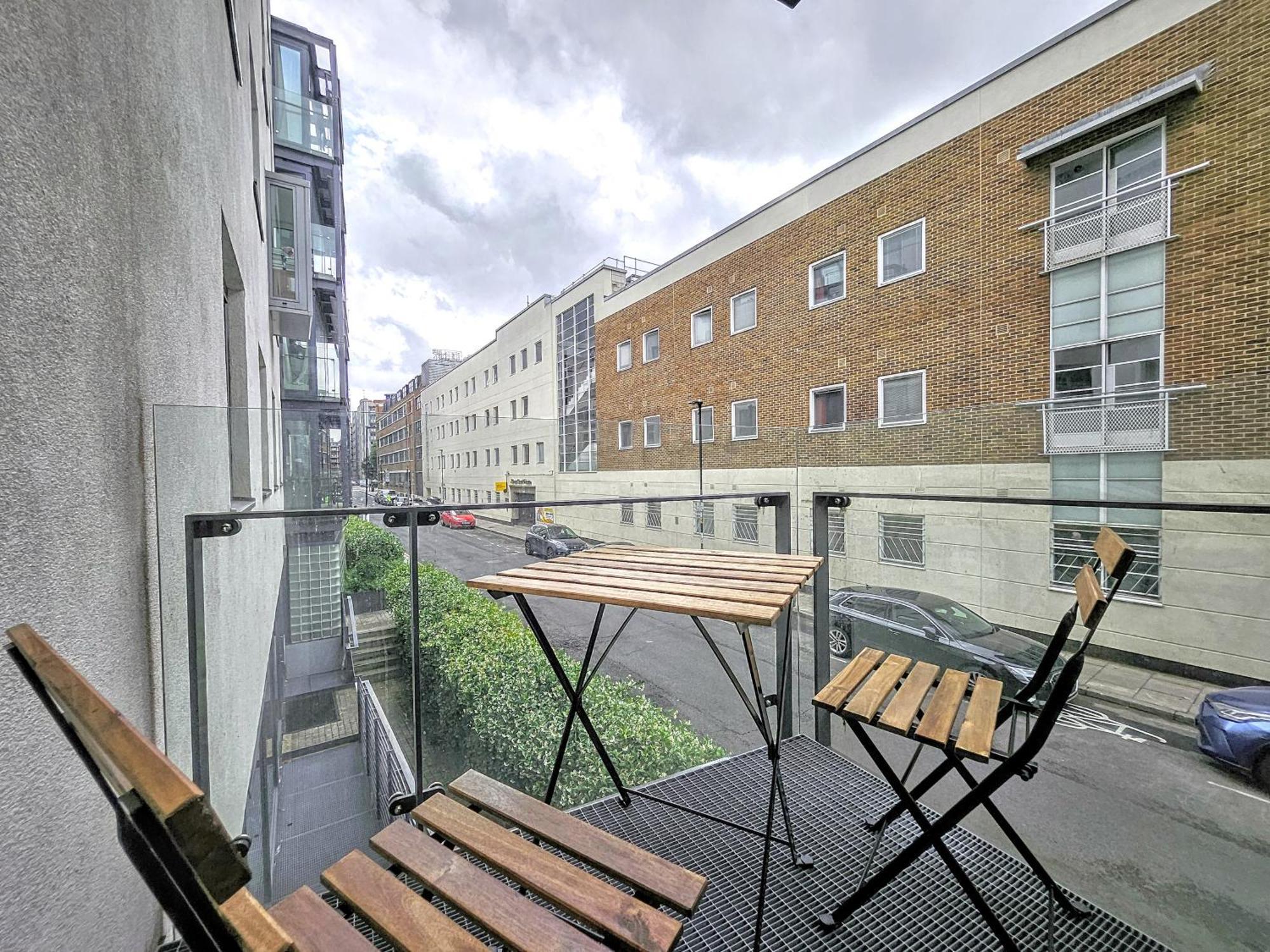 City Waterside, Old Street, Angel, Entire Private Apartment London Eksteriør bilde